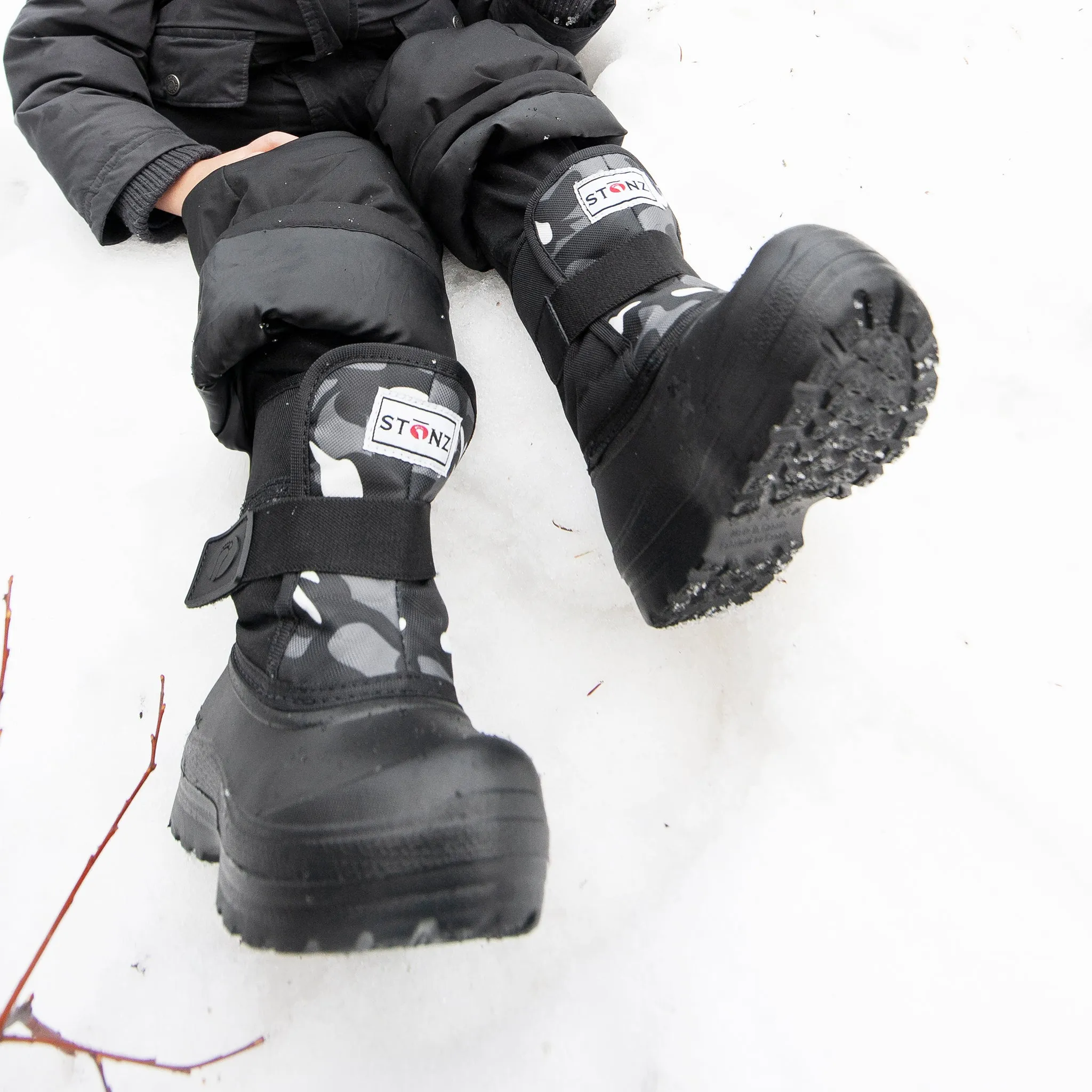 Stonz Black & Gray Camo Scout Winter Boots