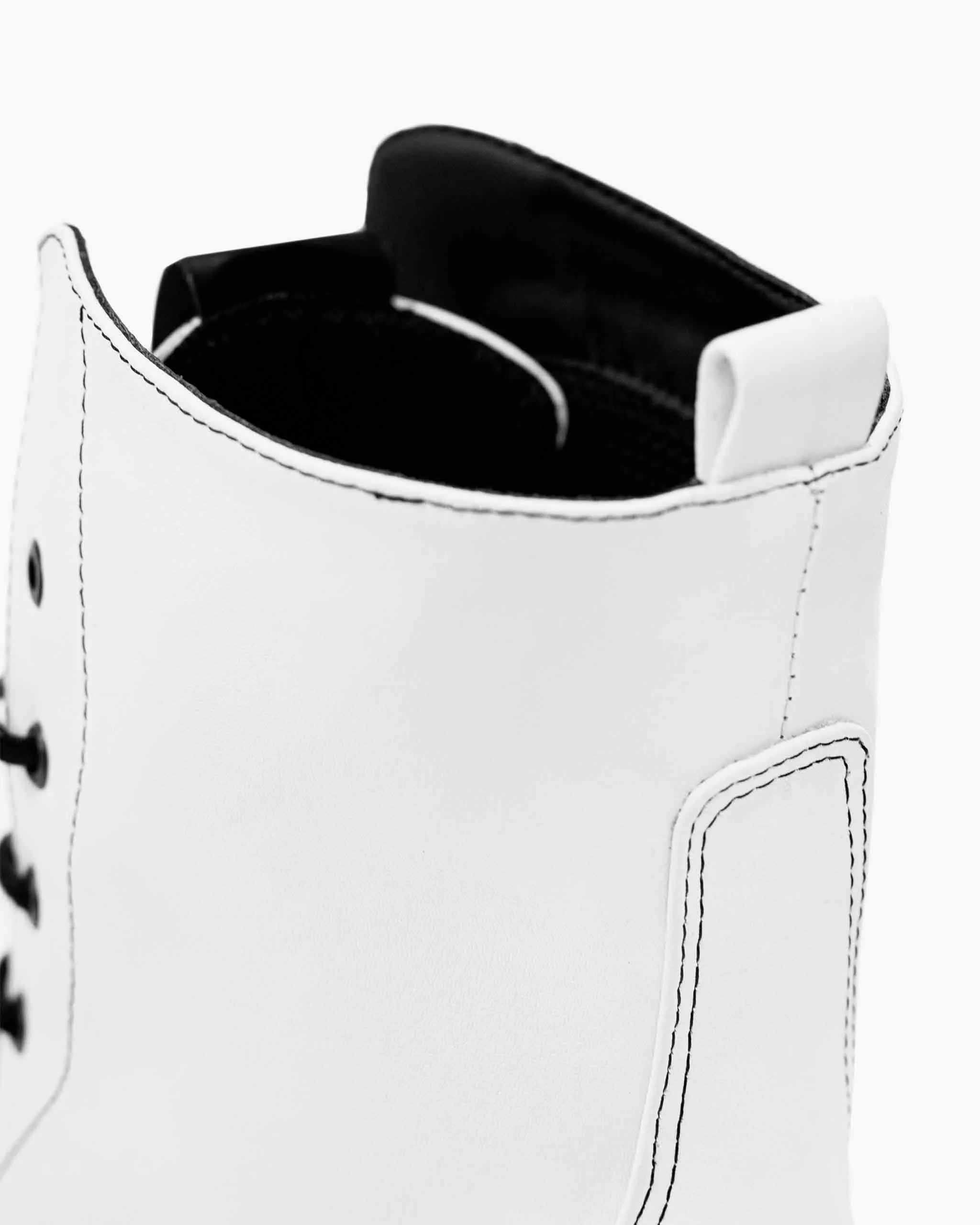 Workers No. 3 Boots Desserto® Cactus Leather White